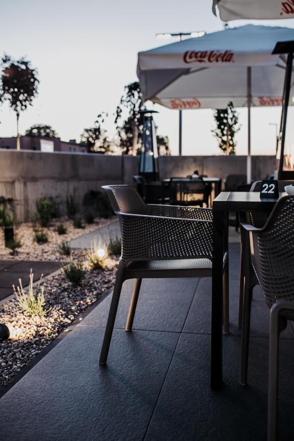 Molto Bene Hotel & Restaurant Skorcz المظهر الخارجي الصورة